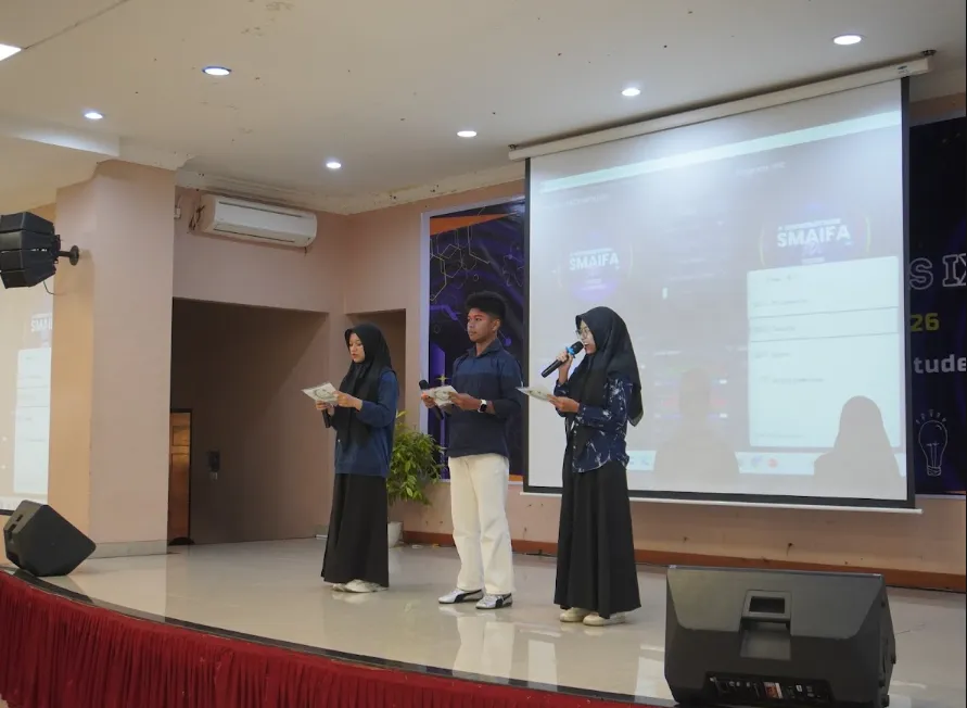 ENGLISH AMBASADOR DAN STUDENT PERFORMANCE