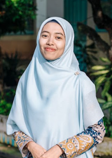 GRACIA SINTIA FAMILYA, S.Pd